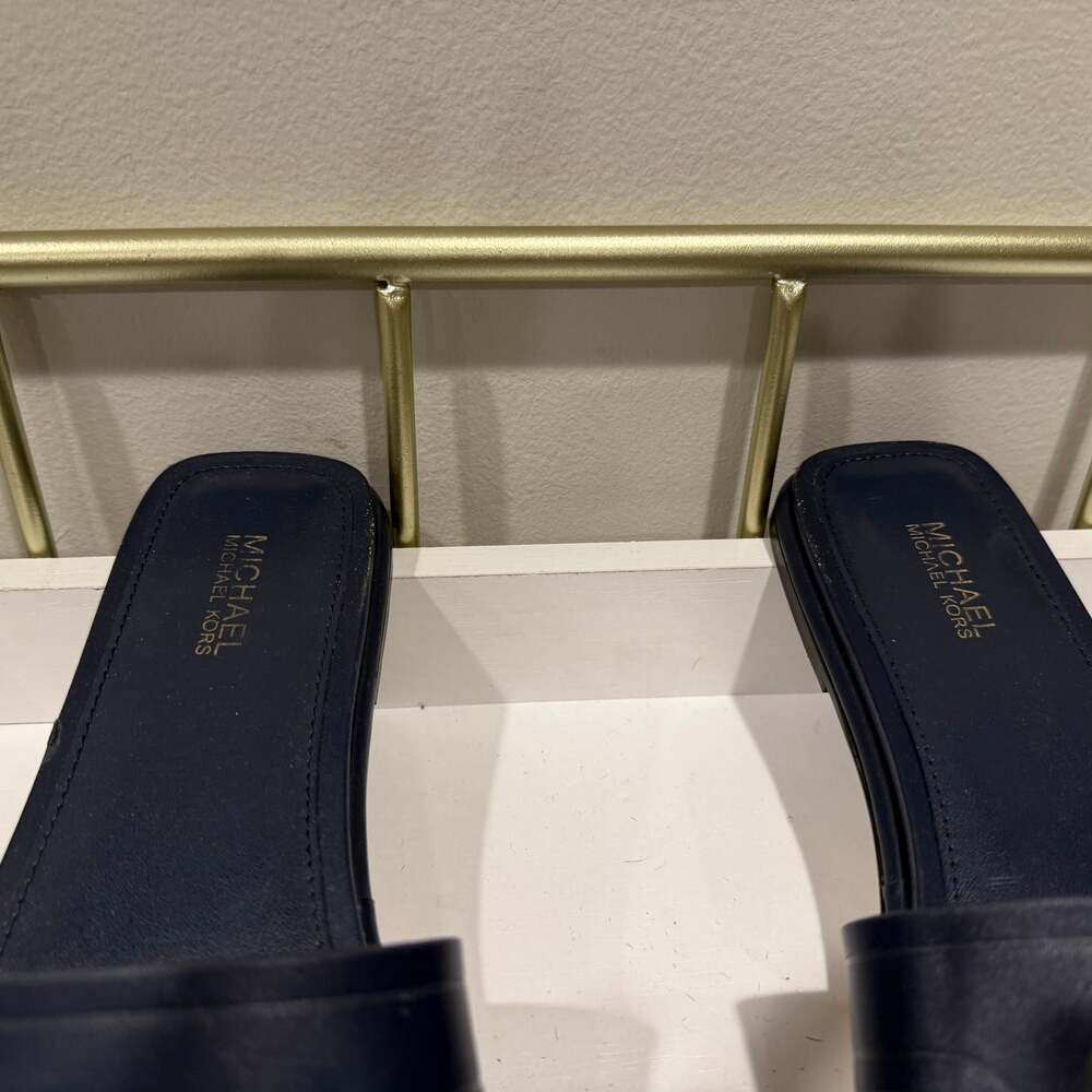 Michael Kors Kippy Slides - Picture 4 of 5